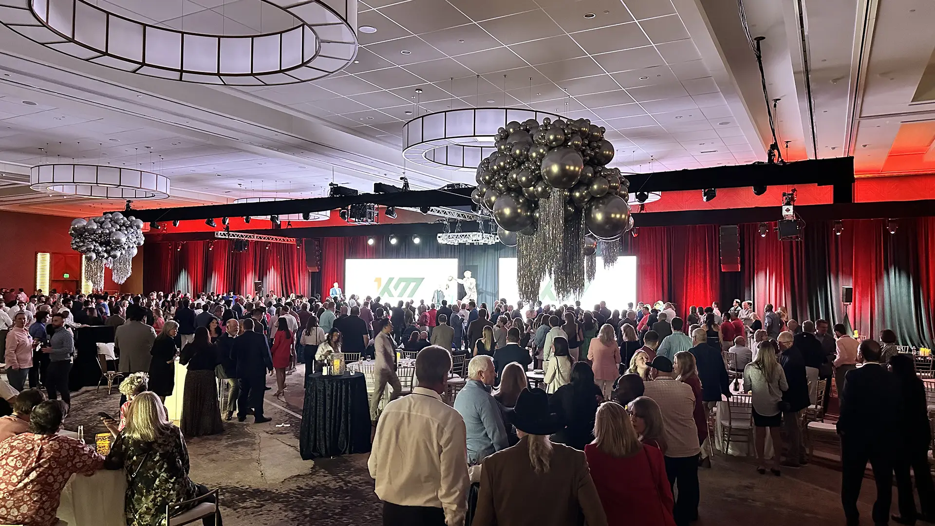 Kyler Murray Heisman Statue Reveal1